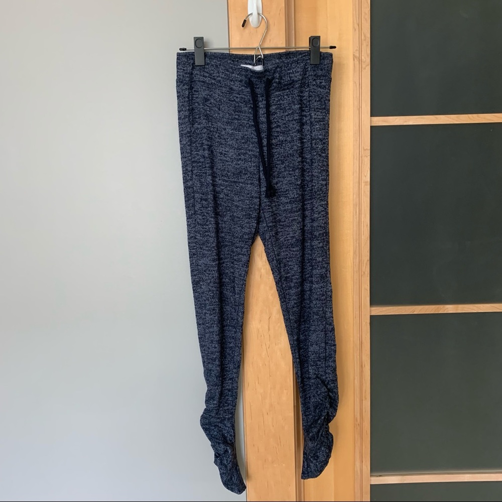 Navy blue joggers from Abercrombie & Fitch size S